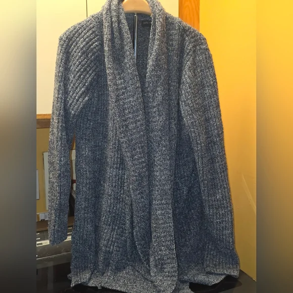 Barefoot Dreams Open-Front Cardigan Sweater With Pockets. Navy And Gray Blend. - Picture 3 of 10
